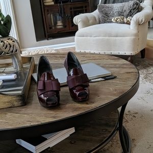 Stuart Wietzmen pumps